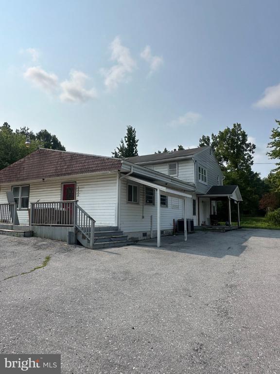 Building Photo - 2700 E Harrisburg Pike