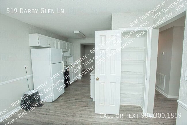 Building Photo - 519 Darby Glen Ln