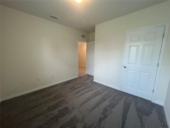 Building Photo - 26291 Trinilas Dr