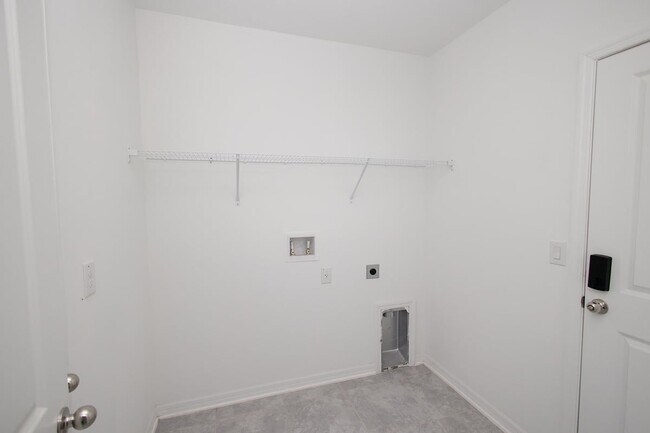 Building Photo - 1482 Austin St