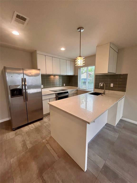 Building Photo - 8924 Trone Cir