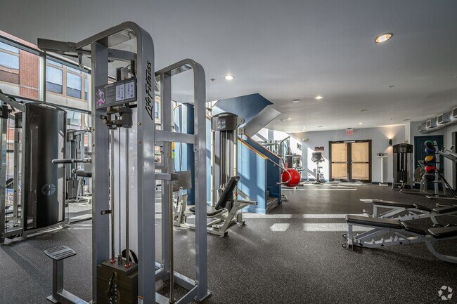 Building Photo - Save Up to $700 – Move-In Special!