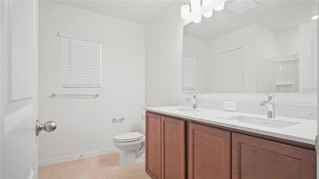 Building Photo - 2942 Lavanda Dr