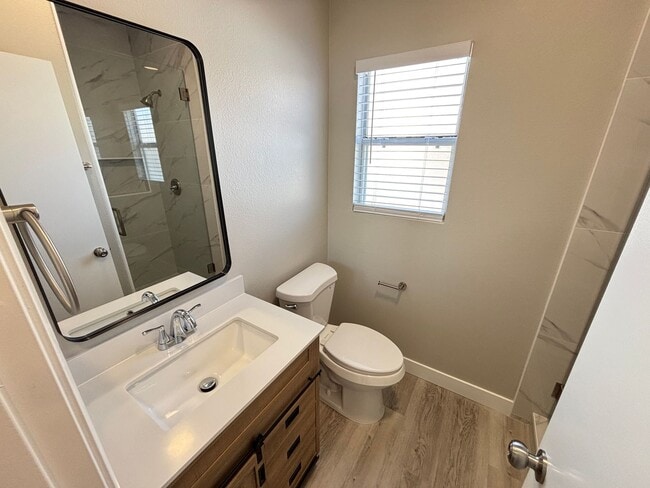 Building Photo - Beautifully updated 2Bed/2Bath single-story home w/ 2-car garage in the desirable Northwest Las V...