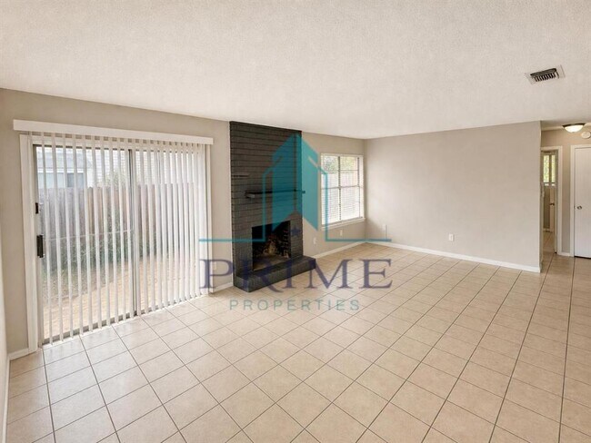 Building Photo - 9900 Randall Dr