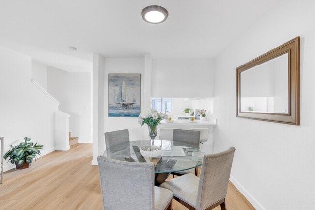 Building Photo - 258 Ventura Ave