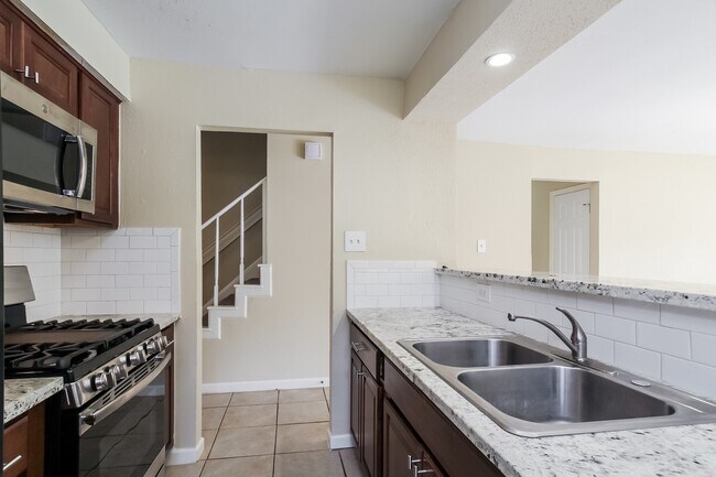 Building Photo - 29322 Brookchase Dr