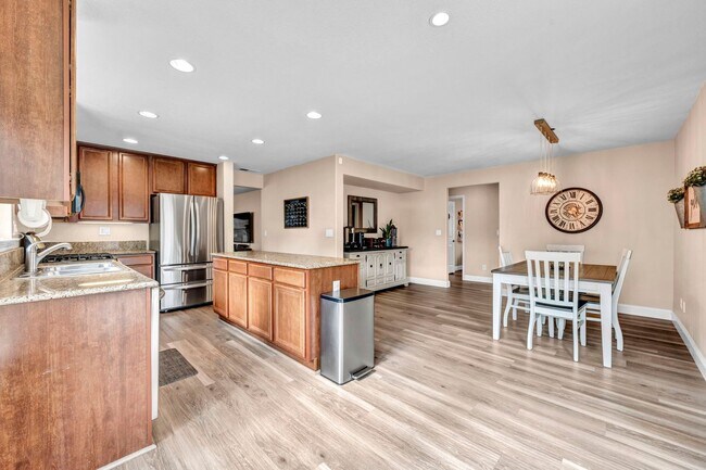 Building Photo - Currently being enjoyed by another resident - Available for move-in April 5th. Accepting tours fo...