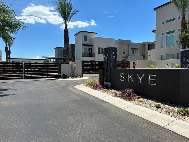 Building Photo - 6810 E Lyra Dr