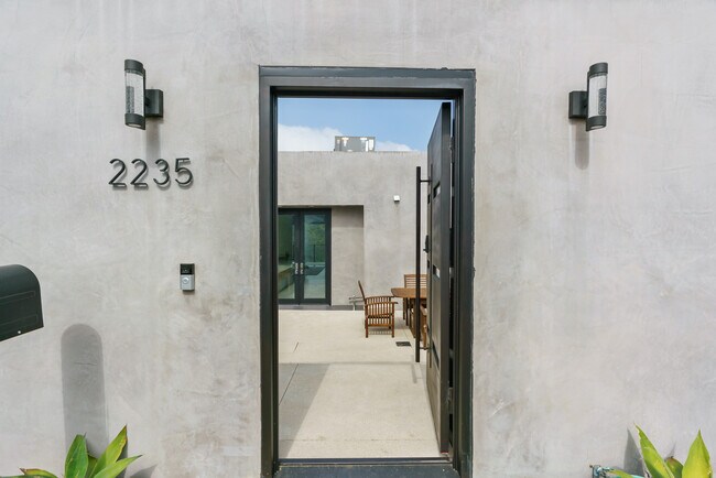 Building Photo - 2235 Gloaming Way