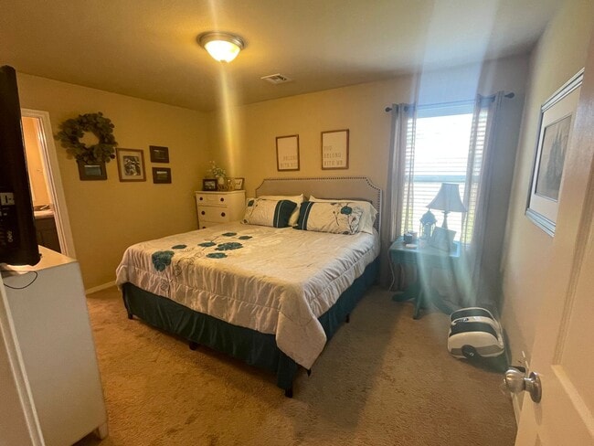Building Photo - Bixby 3 bed 2 bath in quiet cul-da-sac!