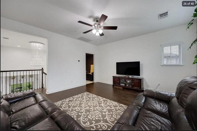 Building Photo - 4208 Bonanza Dr