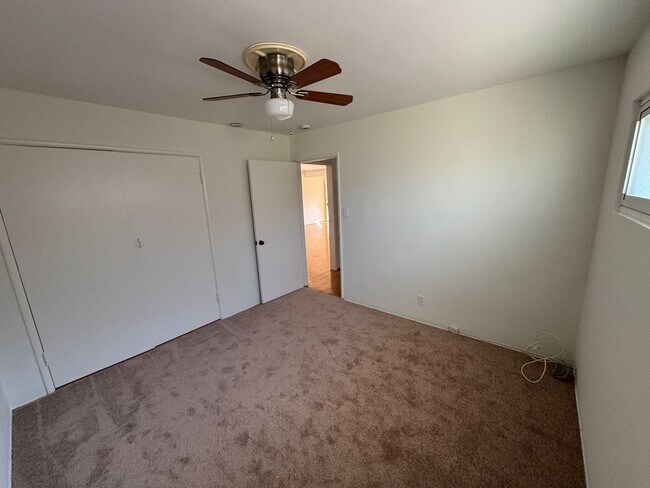 Building Photo - COMING SOON - Charming 3 bedroom 2 bath townhouse