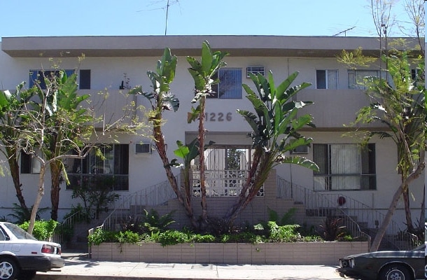 Building Photo - 1226 N Fuller