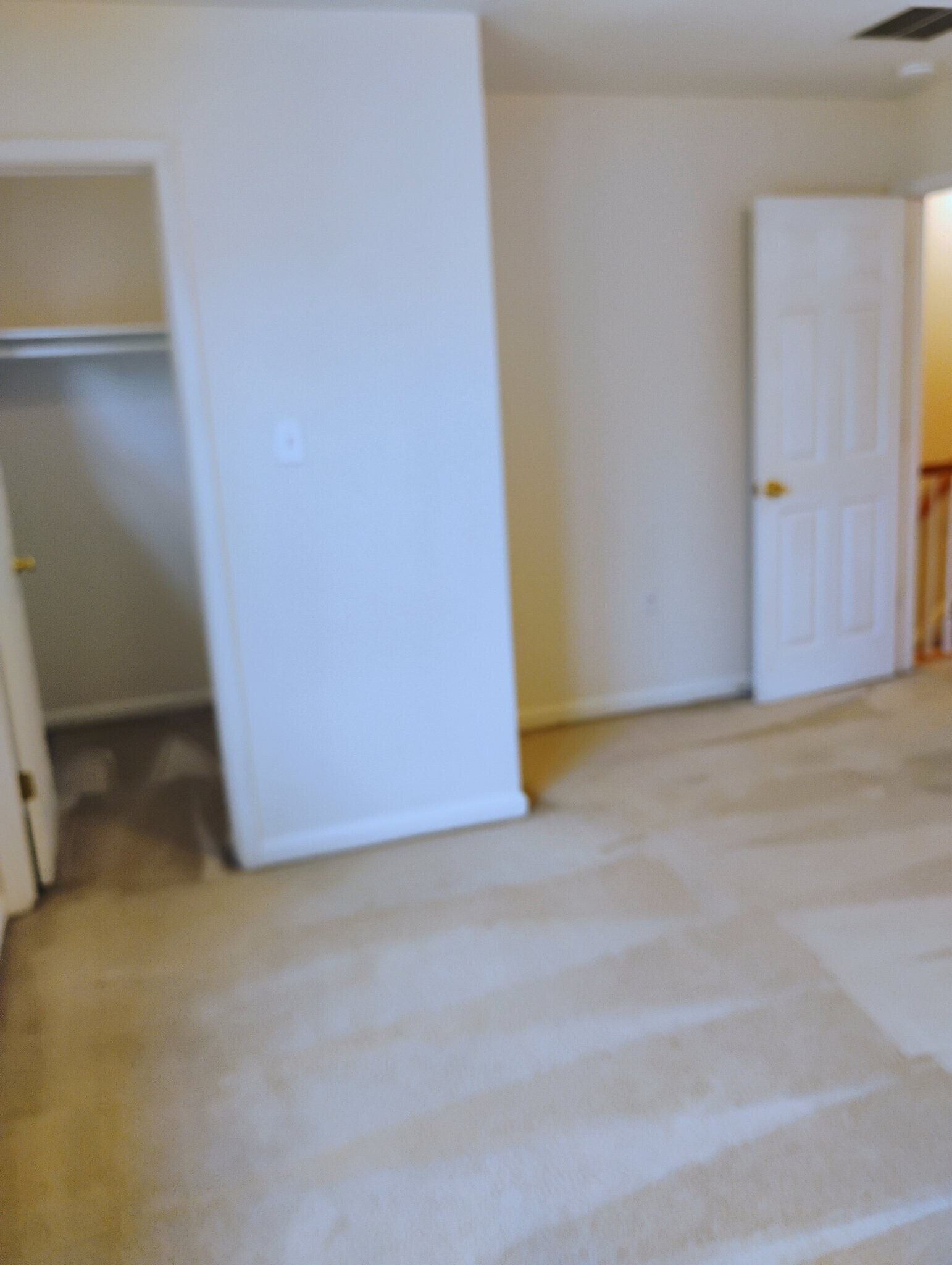 Building Photo - 8 Mabel Ln