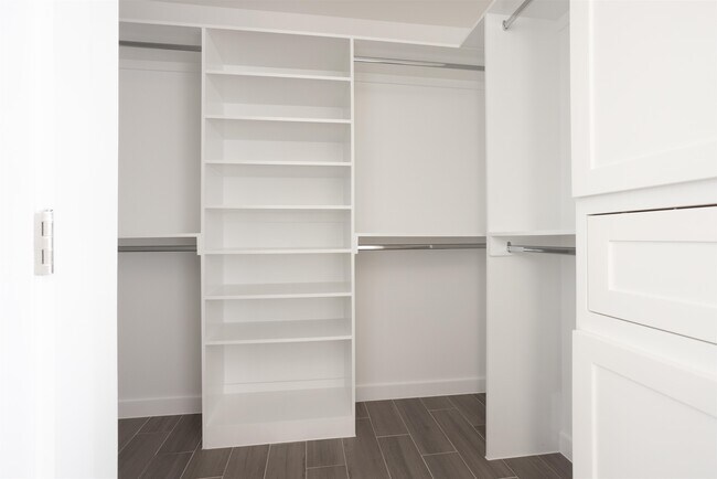 Building Photo - 9910 Caddo Lp