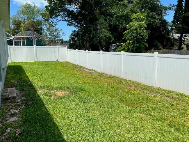 Building Photo - 8607 46th Ave Cir W