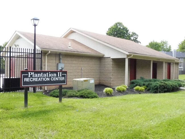 Building Photo - Spacious Townhome in Gaithersburg