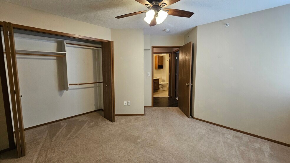 Building Photo - 605 Kimberlite St