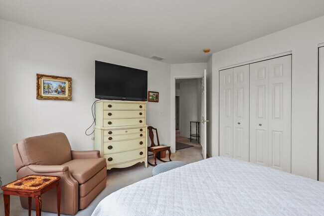 Building Photo - 2311 Hazeltime Dr