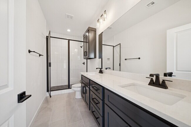 Building Photo - Modern 4/2.5 New Construction