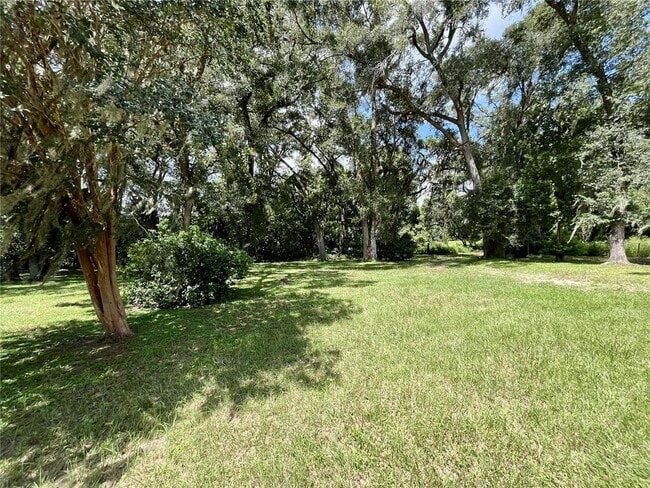 Building Photo - 8035 NE 33rd Ct