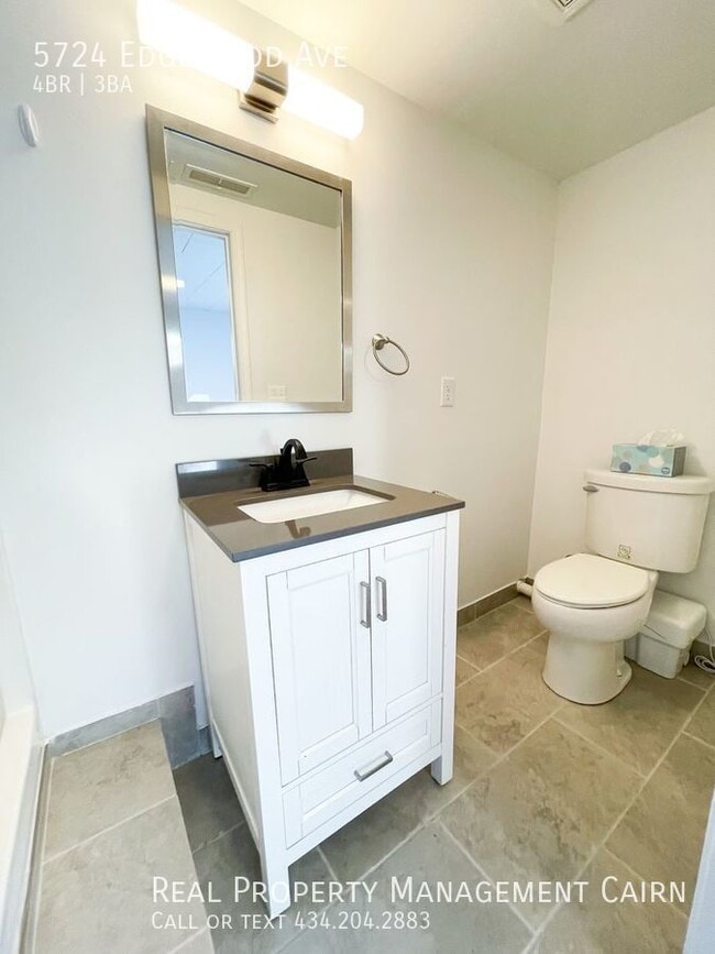 Building Photo - 4 Bed, 2.5 Bath Home -- Over 2k sqft, pati...
