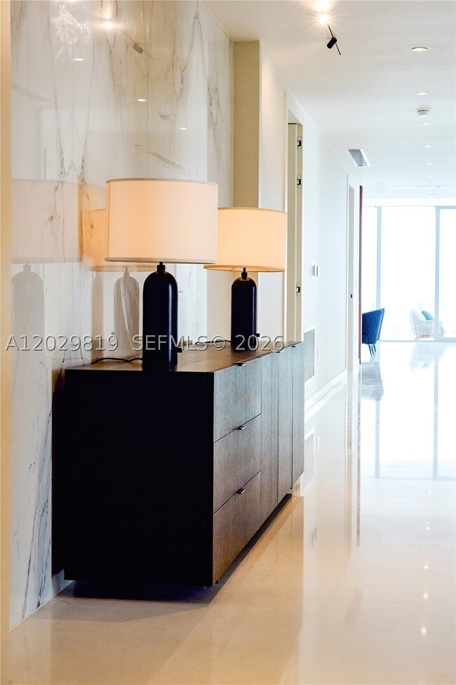 Building Photo - 300 Biscayne Blvd
