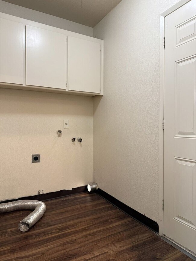 Building Photo - 45w26th