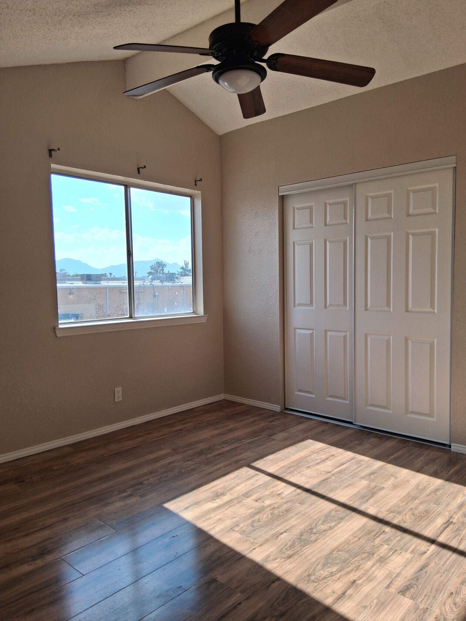 Building Photo - 3119 Voss Dr