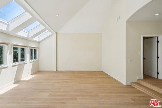 Building Photo - 5131 Campo Rd