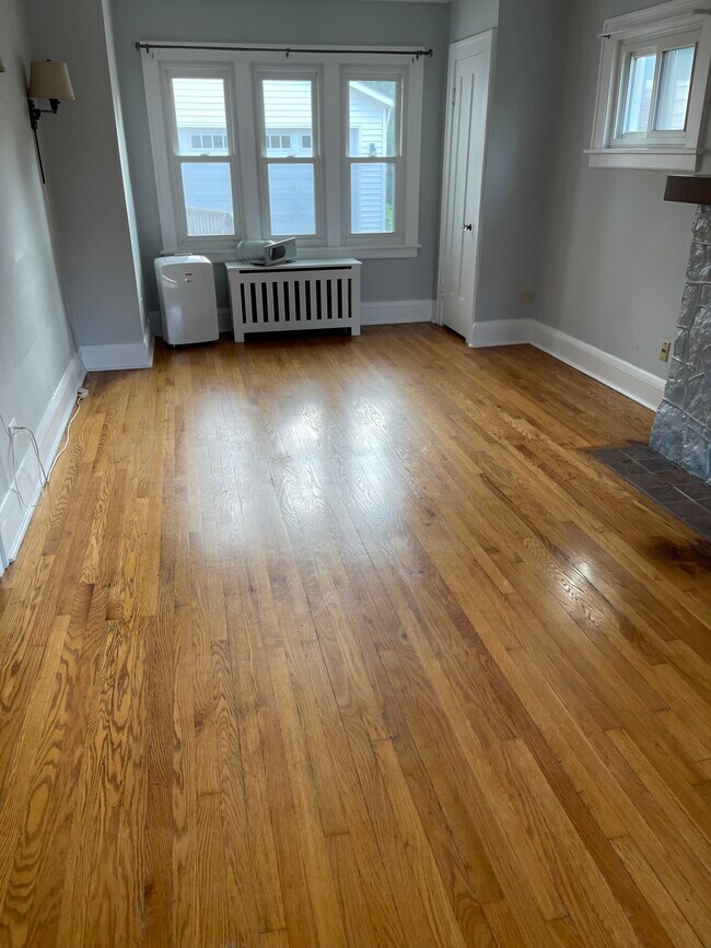 Building Photo - 2289 McKinley Ave