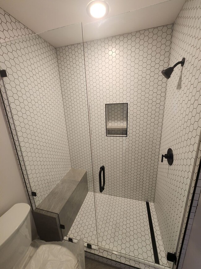 Building Photo - New to the Rental Market! Custom 3 Bdrm Hm w/Garage