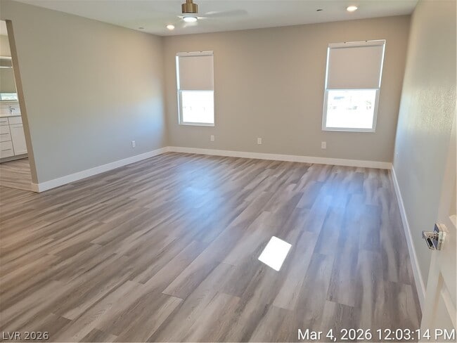 Building Photo - 2818 Frabiele St