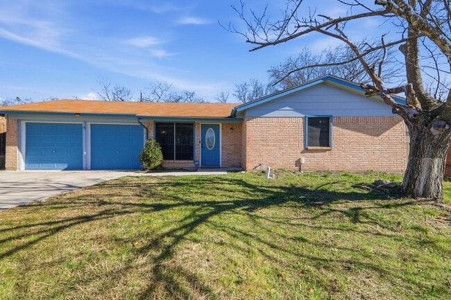 Building Photo - 1403 Little St
