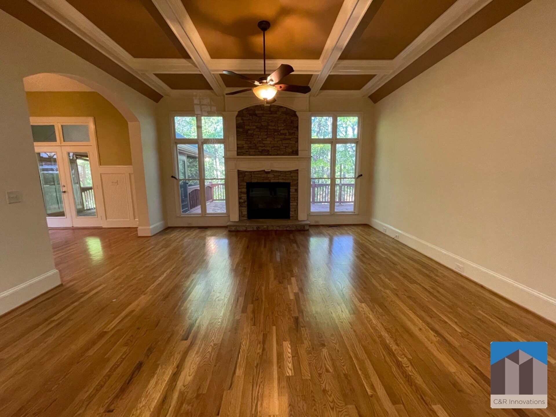 Building Photo - 1377 Greencrest Ct