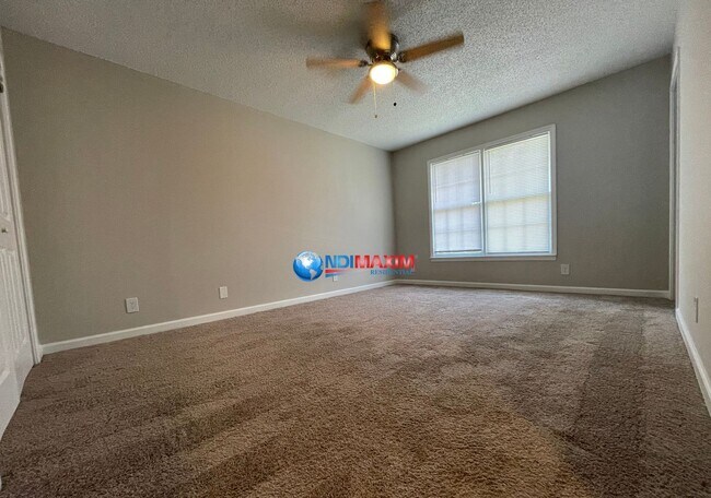Building Photo - 493 Stone Mountain St