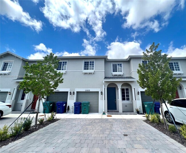 Primary Photo - 20838 NW 13th Ave