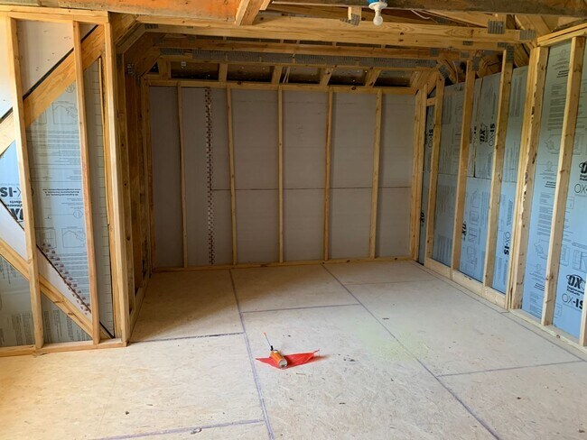 Building Photo - BRAND NEW HOME IN PARC @ THE AU CLUB