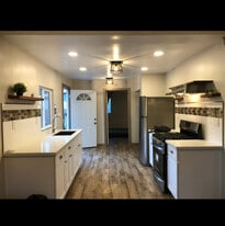 Building Photo - 2661 Newell St