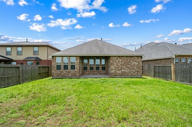 Building Photo - 27330 Aspen Falls Ln