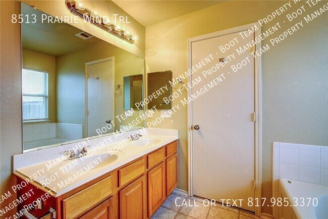 Building Photo - 8513 Prairie Wind Trail