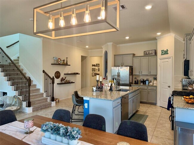 Building Photo - 16847 Hammon Woods Dr