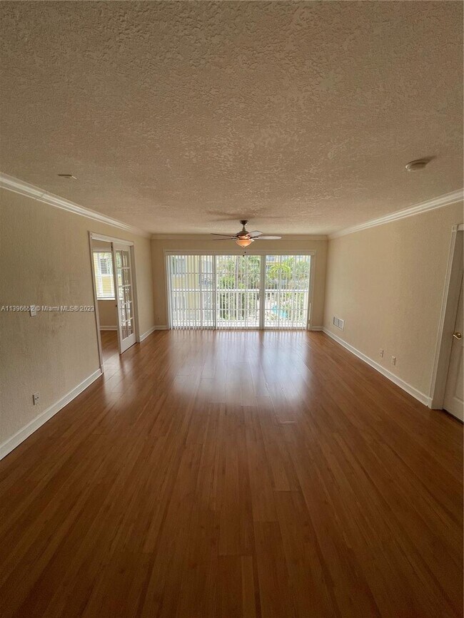 Primary Photo - 1501 E Broward Blvd