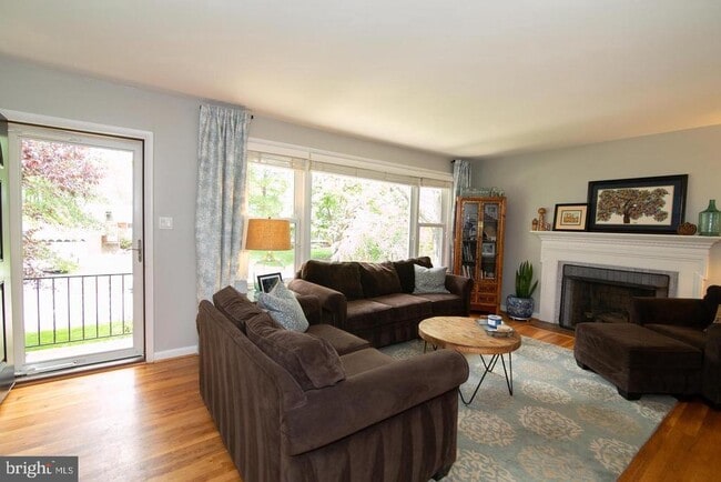 Building Photo - 8411 Morey Ln