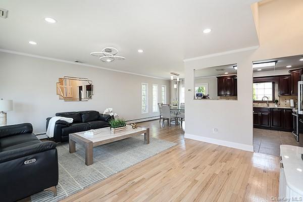 Building Photo - 12 Barnum Ave
