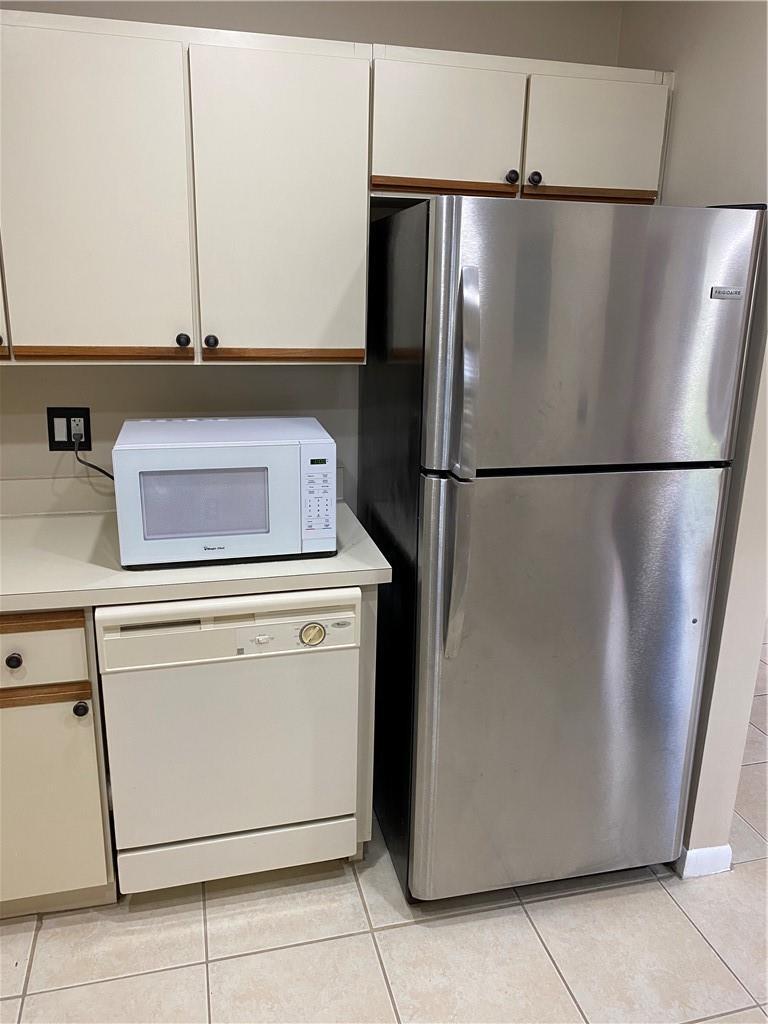 Building Photo - 2448 NW 49th Ter