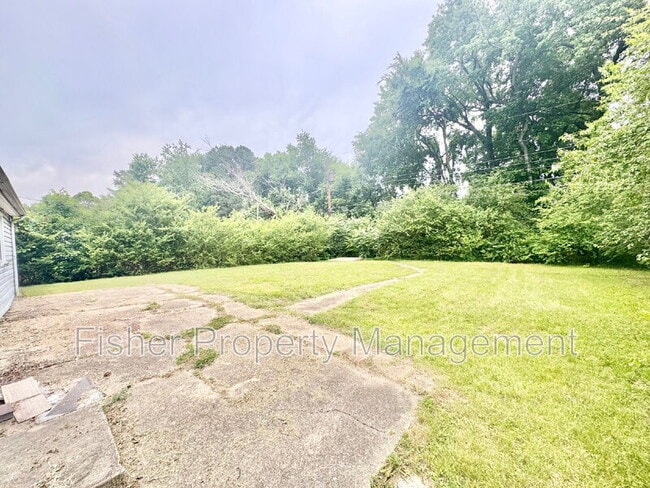 Building Photo - 2207 Beck Dr