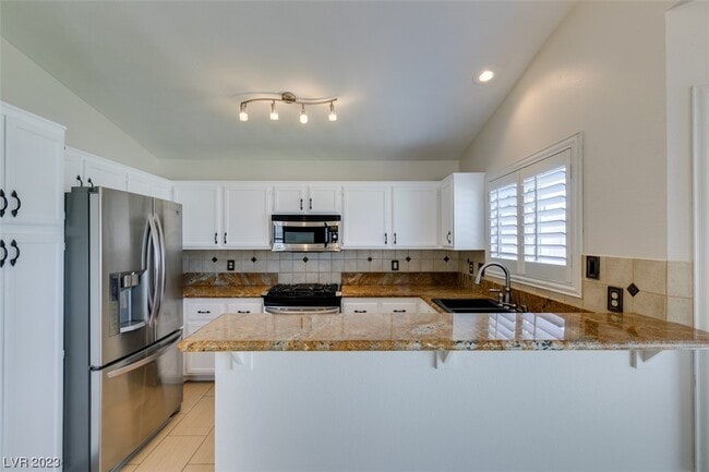 Building Photo - 8000 Tulum Ct