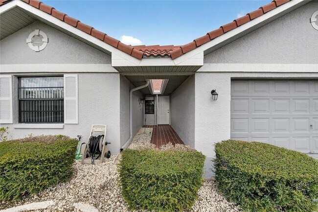 Building Photo - 1831 Wolf Laurel Dr